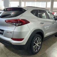 TUCSON GLS 1.6 TURBO