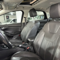 FOCUS SEDAN TITANIUM 2.0