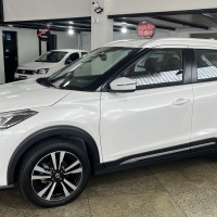 KICKS ADVANCE 1.6 FLEX