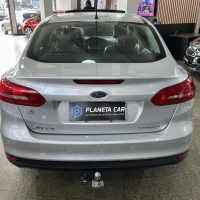 FOCUS SEDAN TITANIUM 2.0