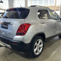 TRACKER LTZ 1.8