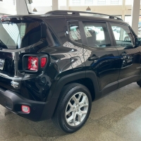 RENEGADE LONGITUDE 1.8 4X2