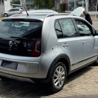 Up! 1.0 12v TSI E-Flex Cross