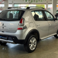 Sandero Stepway 1.6 8V (Flex)