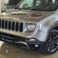 RENEGADE Limited 1.8 4x2 (Aut) (Flex) 