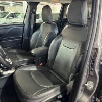 RENEGADE Limited 1.8 4x2 (Aut) (Flex) 